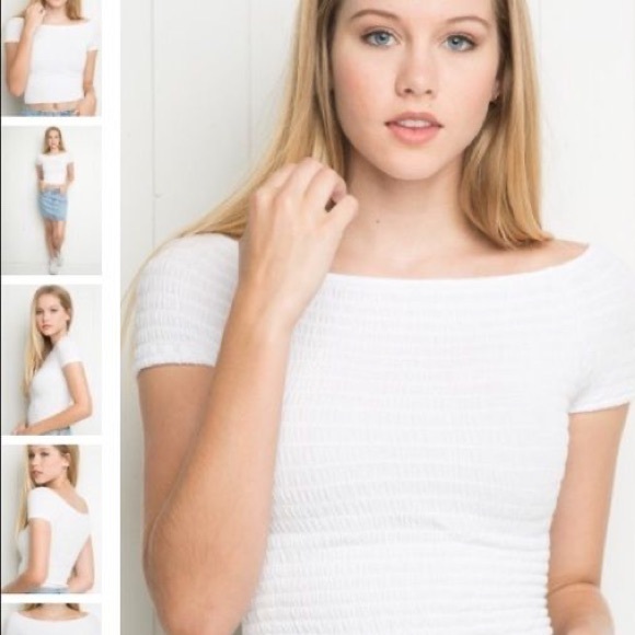 Brandy Melville white Charlene smocked crop top - Picture 4 of 4